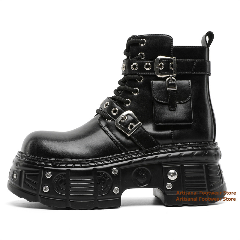 Chelsea Boots Men - รองเท้าบูทข้อเท้าสีดำตกแต่งกระเป๋า พร้อมสายรัดหัวเข็มขัดแบบริเวท เชือกผูก รองเท้าบูทแพลตฟอร์มสไตล์พังก์สำหรับมอเตอร์ไซค์ ดีไซน์ทันสมัย หรูหรา